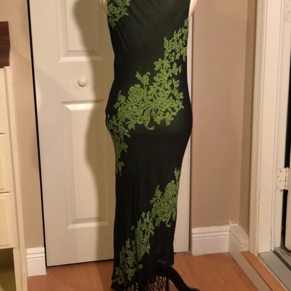 Dress - Picture 2 of 3